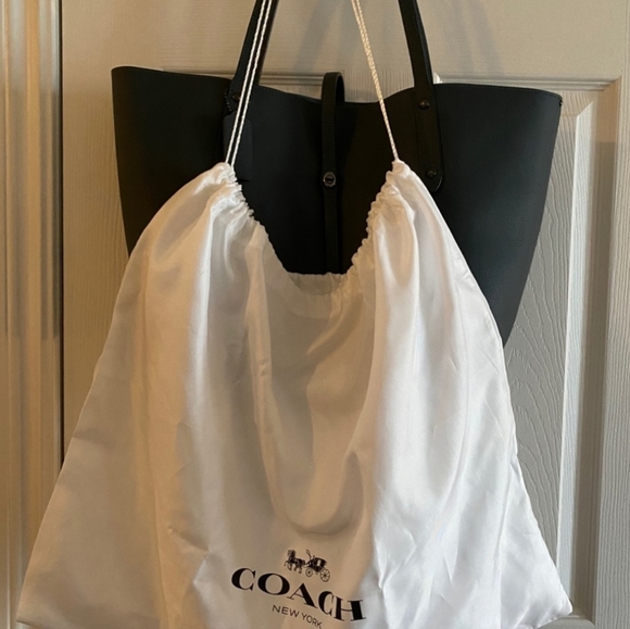 Coach Market Tote - Picture 9 of 12